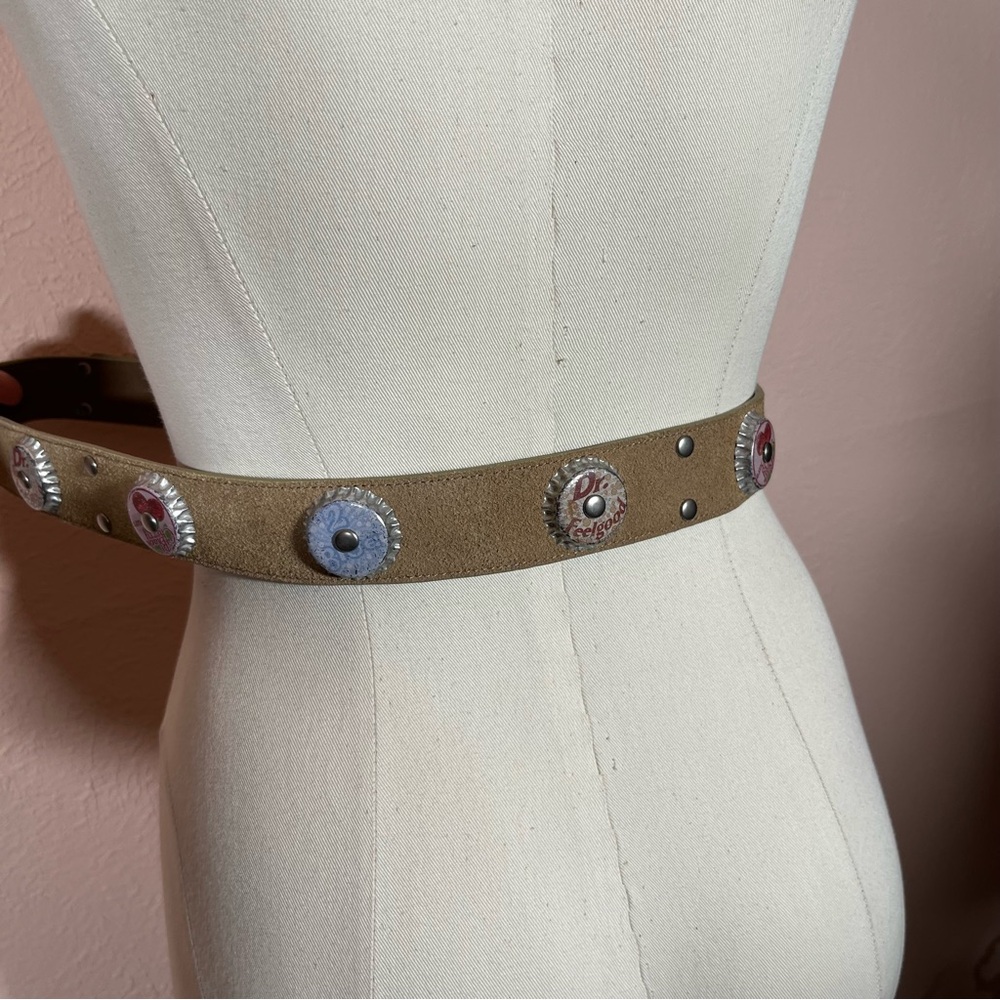 Vintage 1990 Y2K retro Southwestern Concho Soda Pop cap Wide Leather Belt Large - Picture 7 of 17